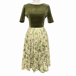 VTG 50s Mid Century Garden Party Dress Olive Velvet Floral Fit Flare Boat Neck
